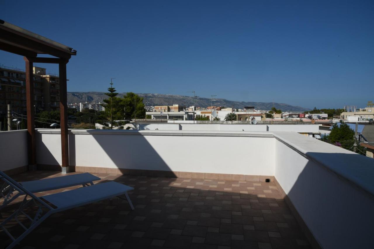Villa Mamitas - Terrazza Panoramica - Box Privato - Servizio Spiaggia Siponto Exteriér fotografie